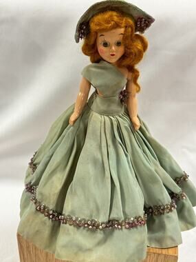 Vintage Ethnic Costume Doll Unmarked Sleep Eyes 8 Inch Free Standing Green Dress